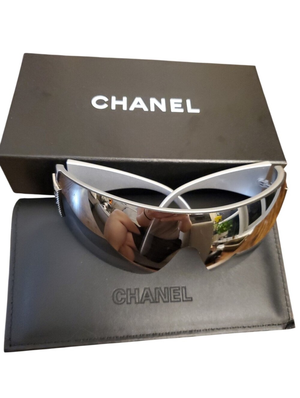 LUXURY ICONIC SILVER SHEILD SUNGLASSES - UNISEX / WOMEN / MEN 😎